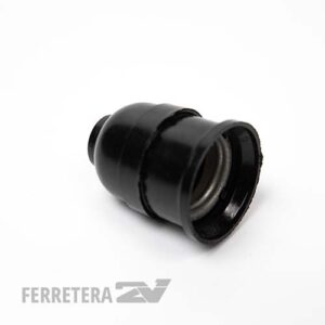 2V8218